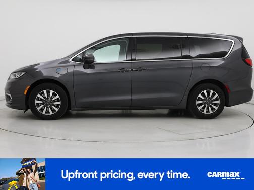 2022 Chrysler Pacifica Hybrid Touring L