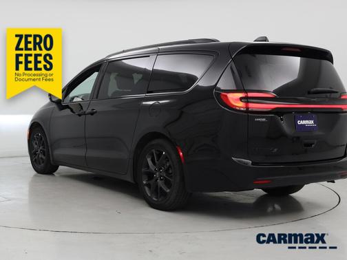 Black 2025 Chrysler Pacifica Limited