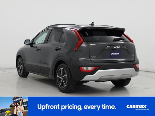 Black 2023 Kia Niro EX