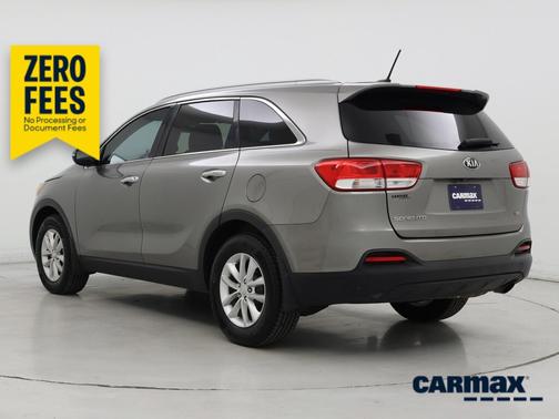Gray 2017 Kia Sorento LX