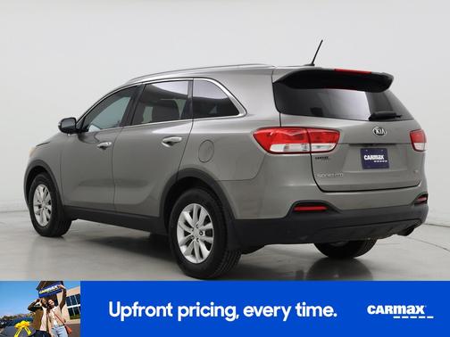 Gray 2017 Kia Sorento LX