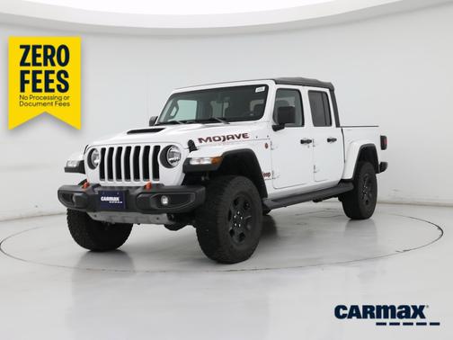 White 2023 Jeep Gladiator Mojave
