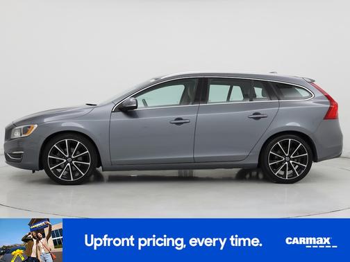 Gray 2017 Volvo V60 T5 Platinum