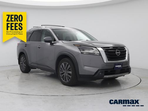 Gray 2022 Nissan Pathfinder SL