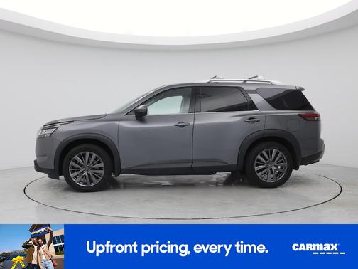 Gray 2022 Nissan Pathfinder SL