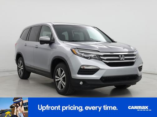 Silver 2017 Honda Pilot EX-L