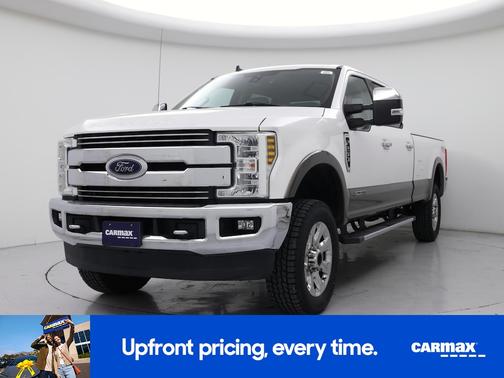 White 2019 Ford F-250 Lariat