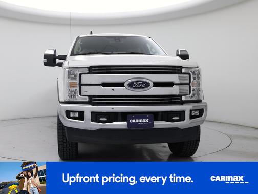 White 2019 Ford F-250 Lariat