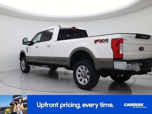 White 2019 Ford F-250 Lariat