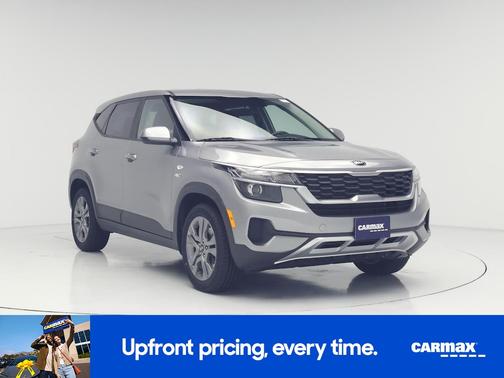 Gray 2021 Kia Seltos LX