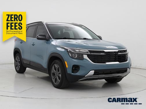 Blue 2024 Kia Seltos S