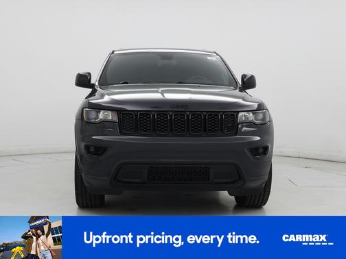 Gray 2018 Jeep Grand Cherokee Altitude