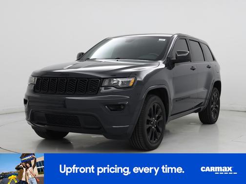 Gray 2018 Jeep Grand Cherokee Altitude