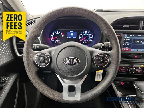 White 2021 Kia Soul LX