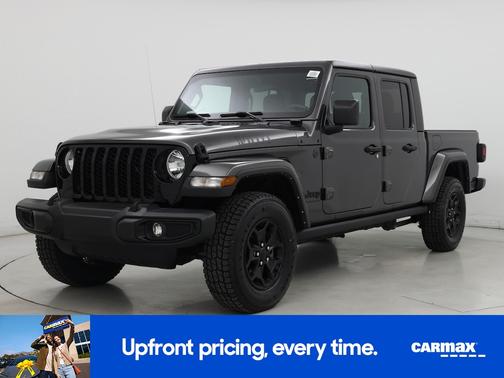 Gray 2022 Jeep Gladiator Willy's