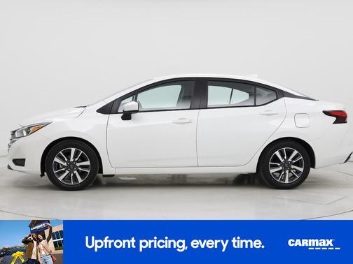 2023 Nissan Versa SV