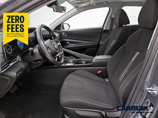 Gray 2025 Hyundai ELANTRA SEL Convenience