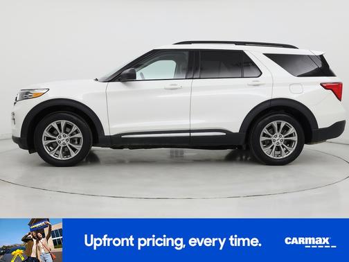 White 2020 Ford Explorer XLT