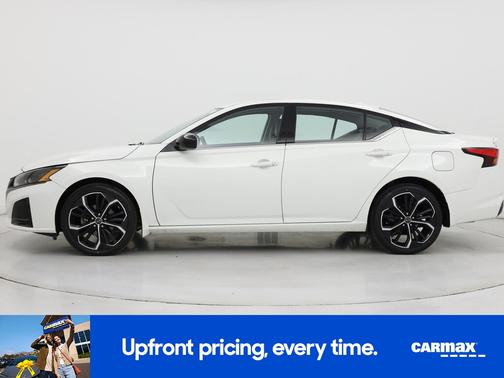 2023 Nissan Altima SR