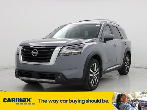 2022 Nissan Pathfinder Platinum