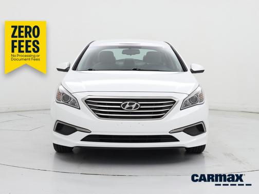 White 2016 Hyundai SONATA SE