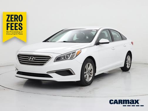 White 2016 Hyundai SONATA SE