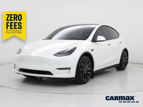 White 2025 Tesla Model Y Performance