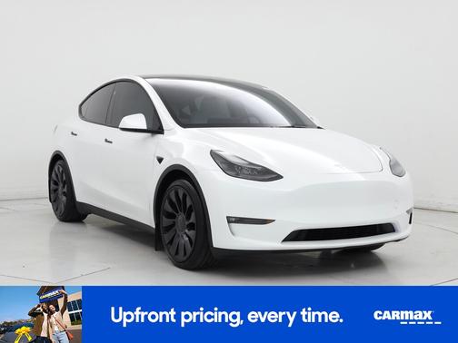 White 2025 Tesla Model Y Performance