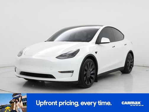 White 2025 Tesla Model Y Performance