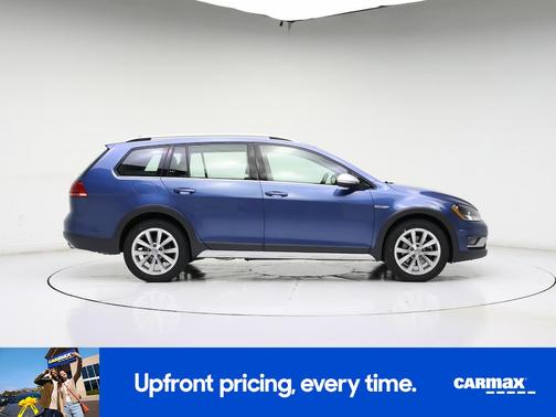 Blue 2017 Volkswagen Golf Alltrack S