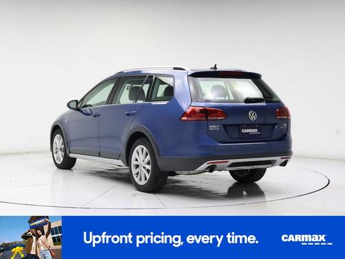 Blue 2017 Volkswagen Golf Alltrack S