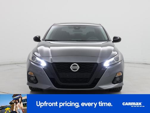 2022 Nissan Altima SR