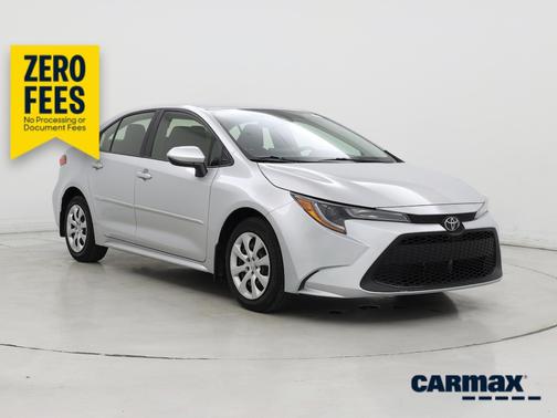 Silver 2022 Toyota Corolla LE