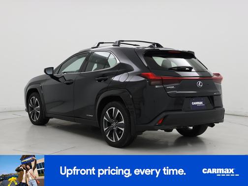2022 Lexus UX 250h 