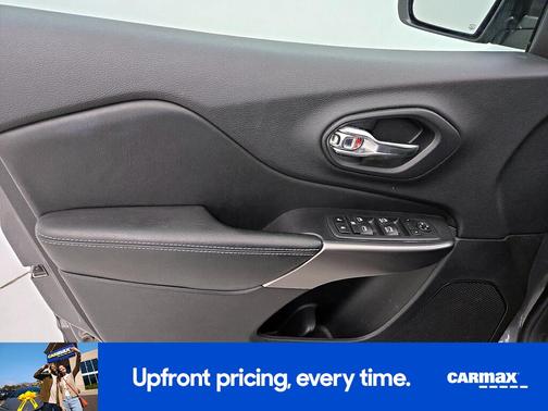 Gray 2020 Jeep Cherokee Latitude Plus