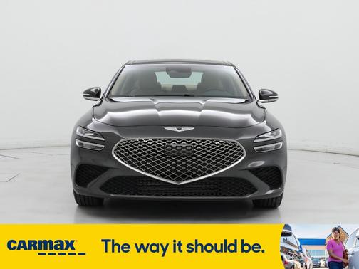 2022 Genesis G70 2.0T