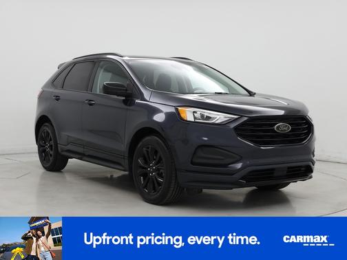 Blue 2022 Ford Edge SE