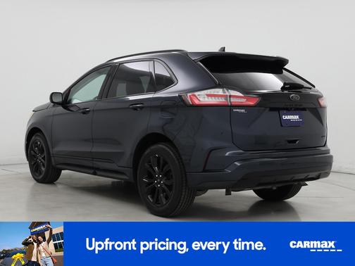 Blue 2022 Ford Edge SE