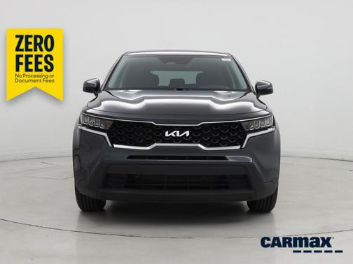 Gray 2023 Kia Sorento LX
