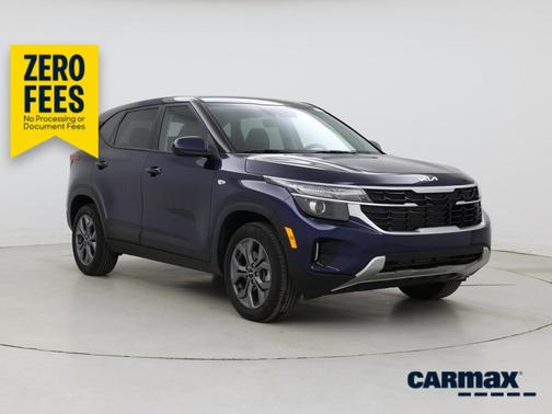 Blue 2025 Kia Seltos LX