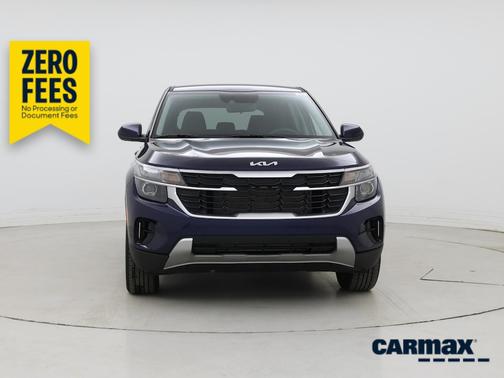 Blue 2025 Kia Seltos LX