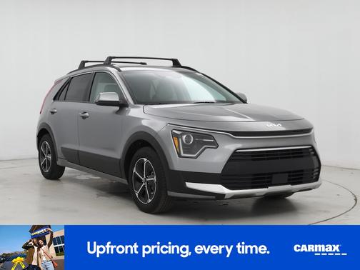 Gray 2025 Kia Niro EX