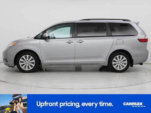 2017 Toyota Sienna XLE