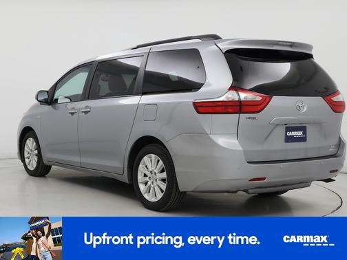 2016 Toyota Sienna XLE