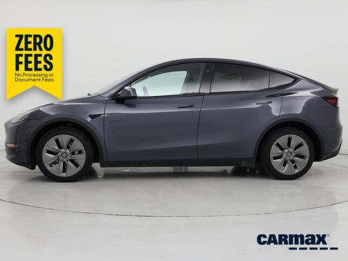 Gray 2023 Tesla Model Y Long Range