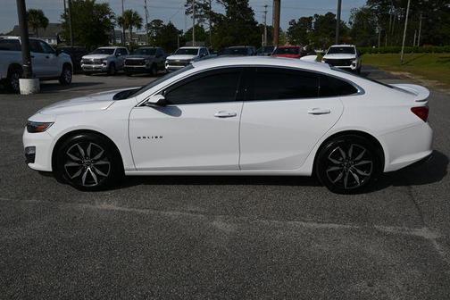 2022 Chevrolet Malibu FWD RS