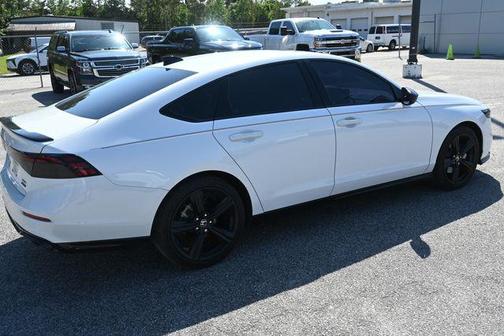 2023 Honda Accord Hybrid Base