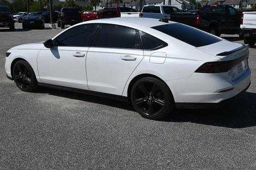 2023 Honda Accord Hybrid Base