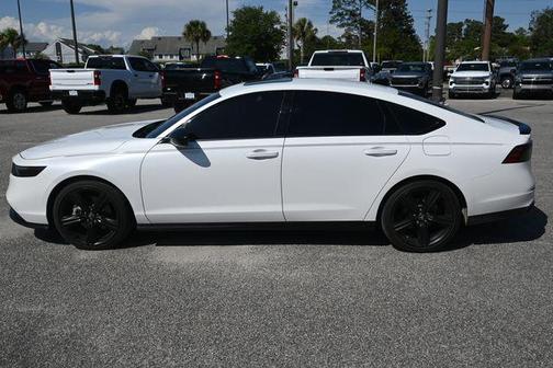 2023 Honda Accord Hybrid Base