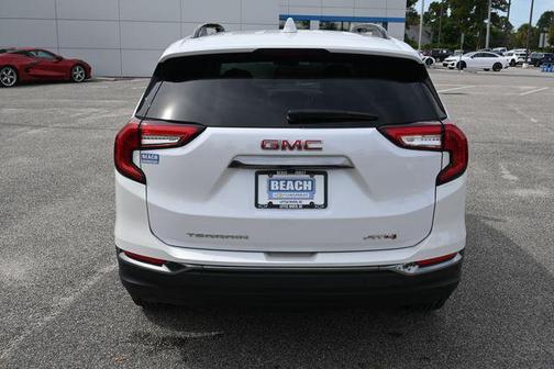 2022 GMC Terrain AWD AT4